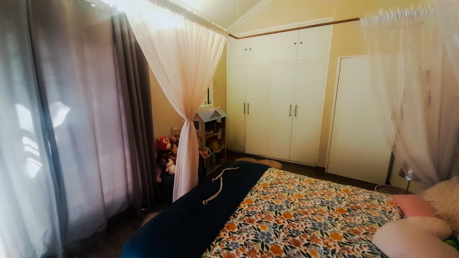 4 Bedroom Property for Sale in Kosmos North West